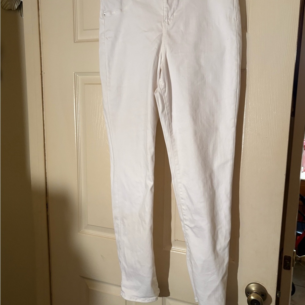 White Skinny Jeans